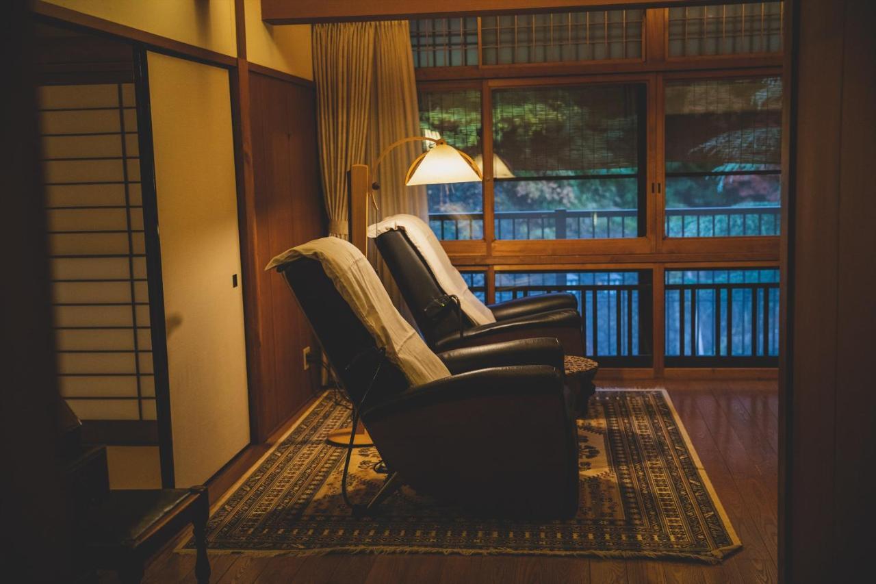 Hotel Arima Onsen Tocen Goshobo Kōbe Habitación foto A traditional onsen