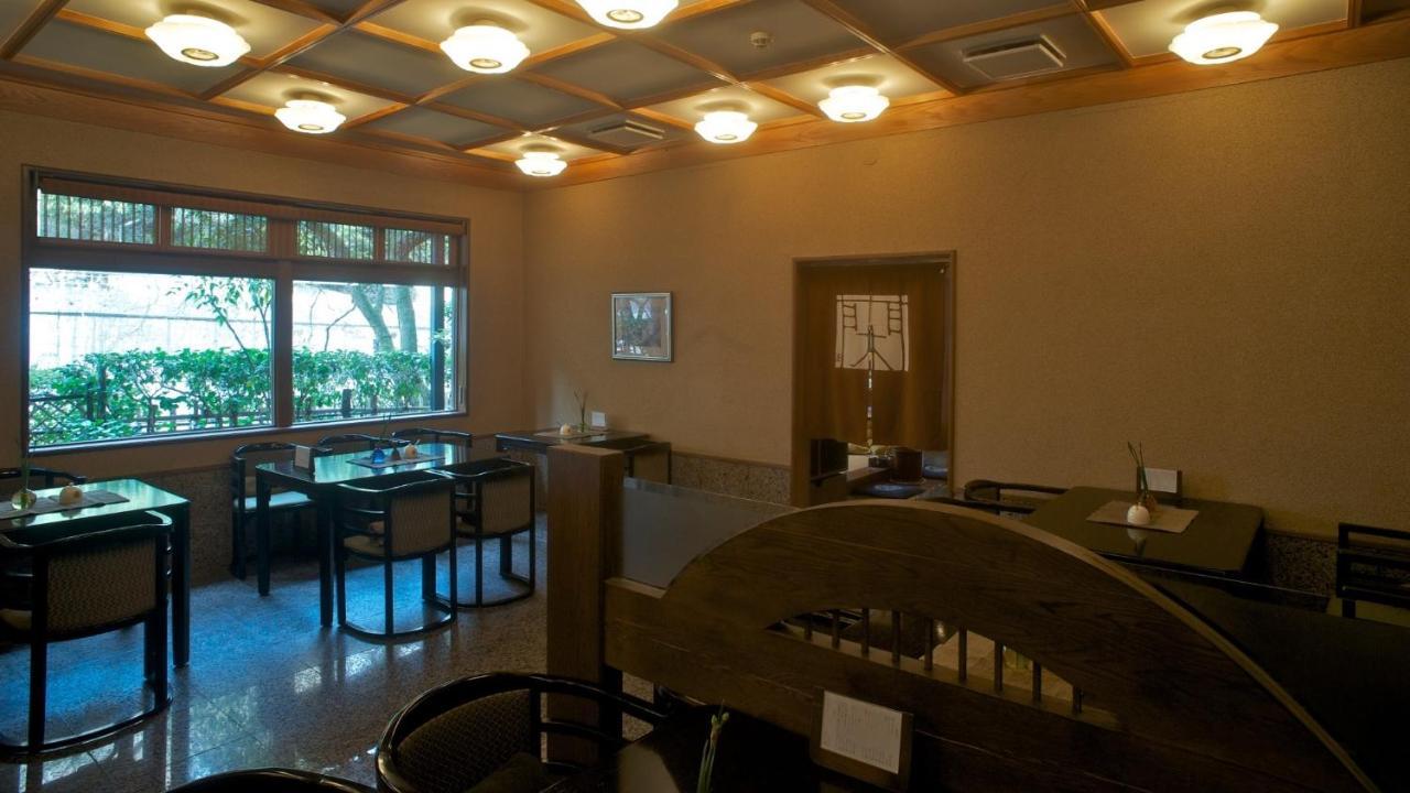 Hotel Arima Onsen Tocen Goshobo Kōbe Exterior foto Interior of a soba restaurant in Tokyo