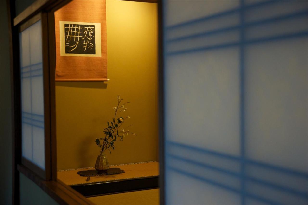 Hotel Arima Onsen Tocen Goshobo Kōbe Exterior foto Ikebana